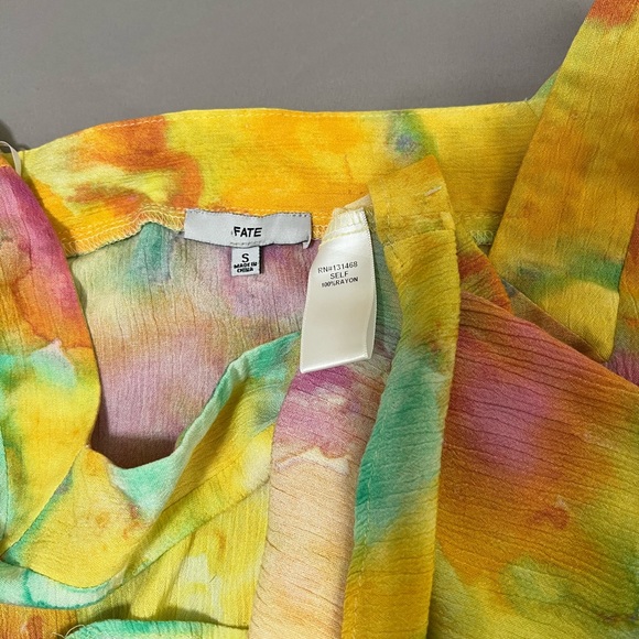 Fate Sun And Fun Watercolor vibrant yellow Top multicolored Short Sleeves size S - Picture 9 of 10